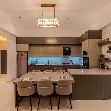 Iclal Deluxe Appartement *